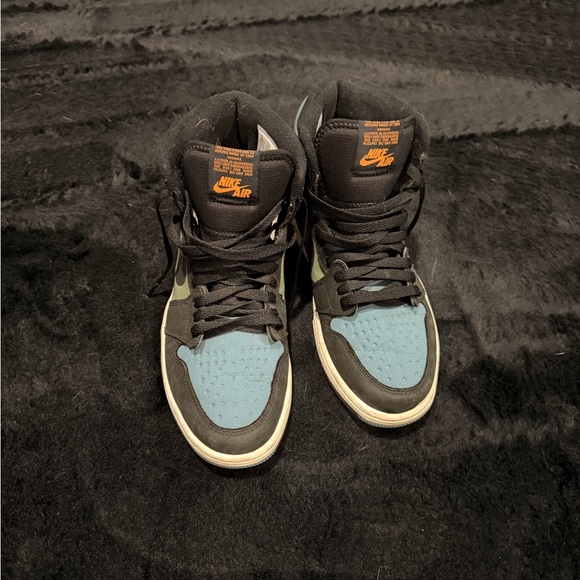 Air Jordan 1 High Element GORE-TEX Black Olive - Picture 8 of 8